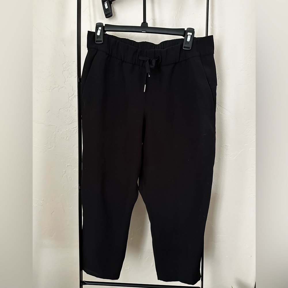 Lululemon Black Cropped Pants
